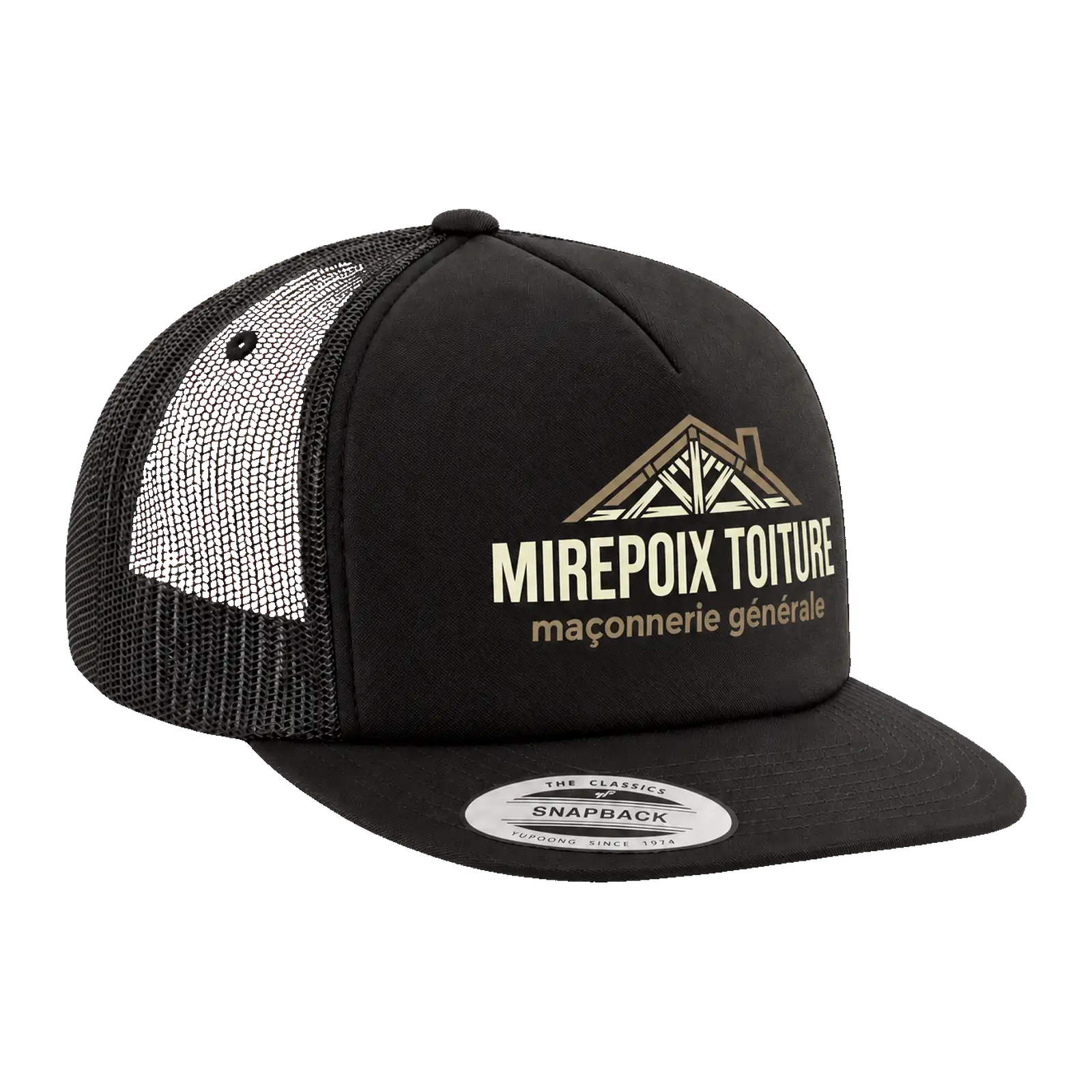 casquette entreprise Casquette noire à filet avec logo Mirepoix Toiture et mention maçonnerie générale sur l’avant